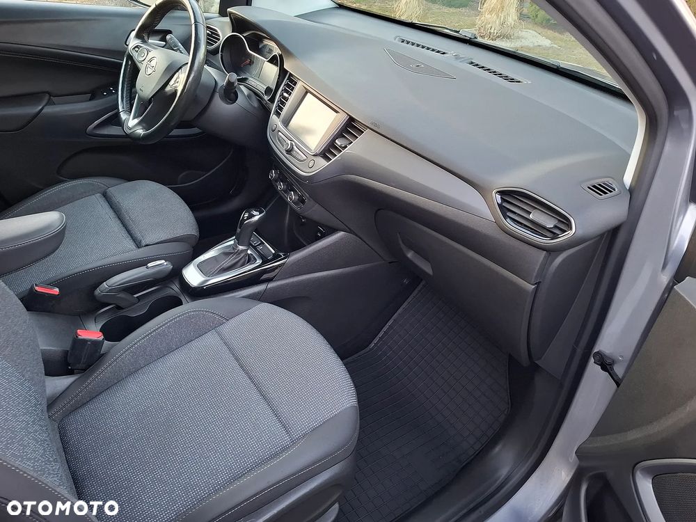 Opel Crossland X - 8