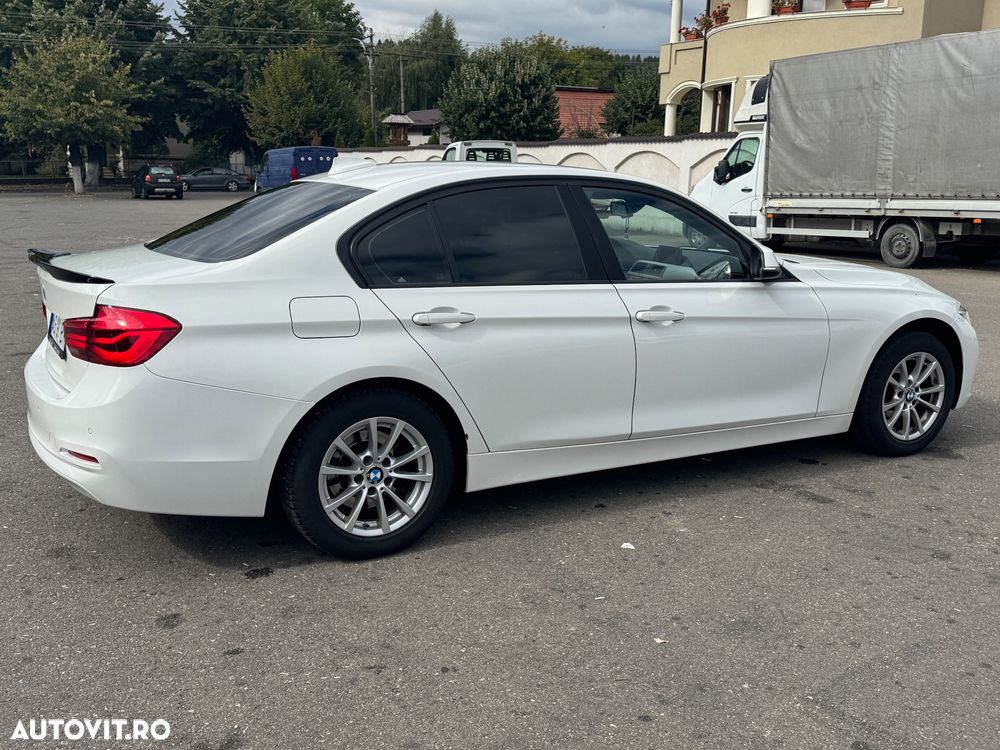 BMW Seria 3 318d DPF Aut. - 3
