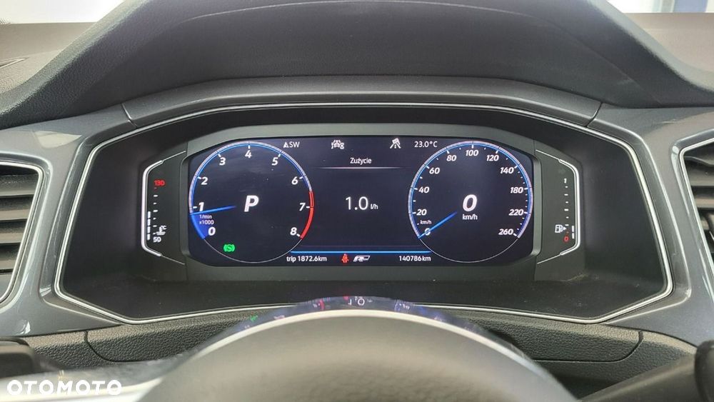Volkswagen T-Roc - 15