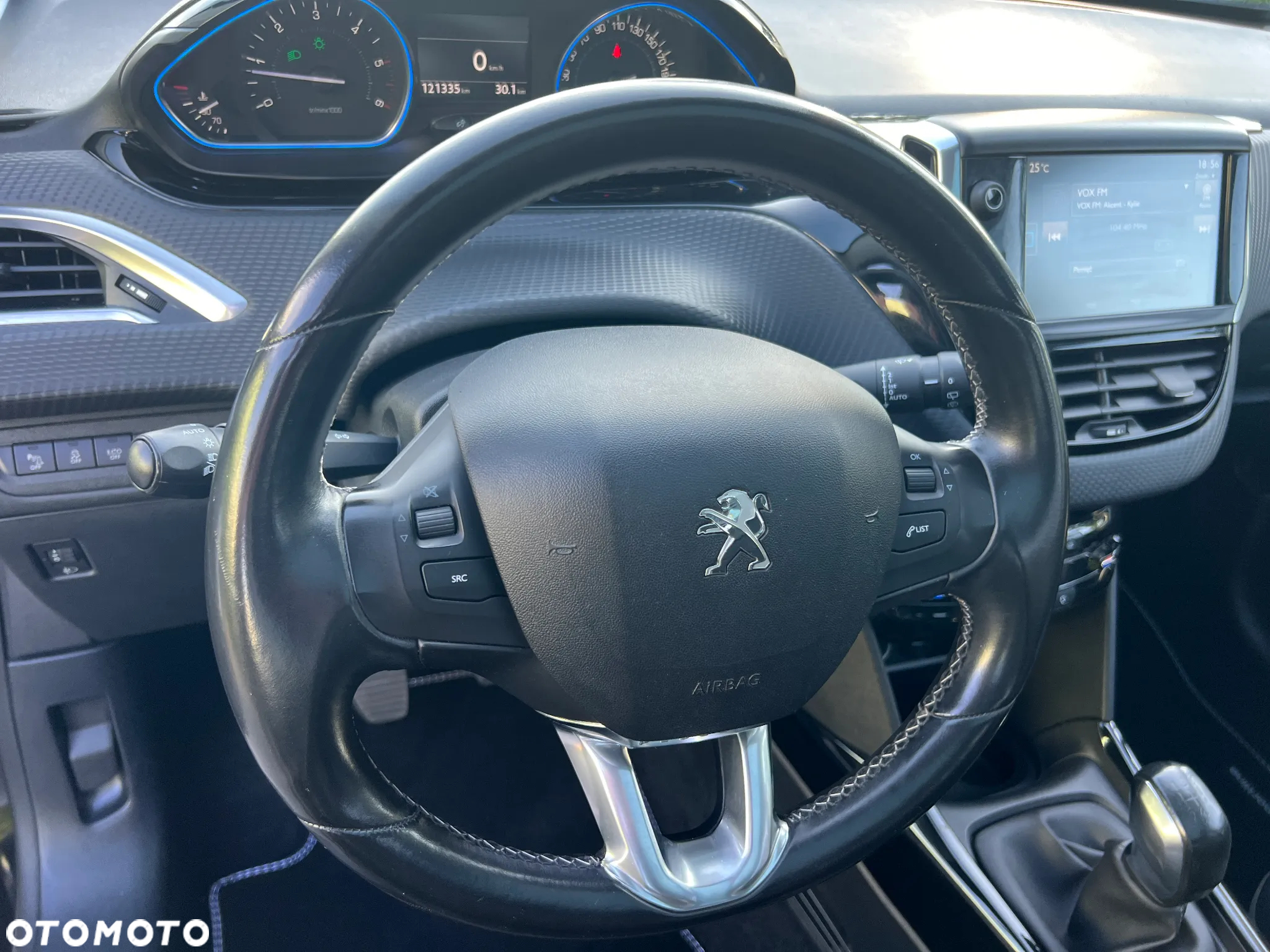 Peugeot 2008 - 21