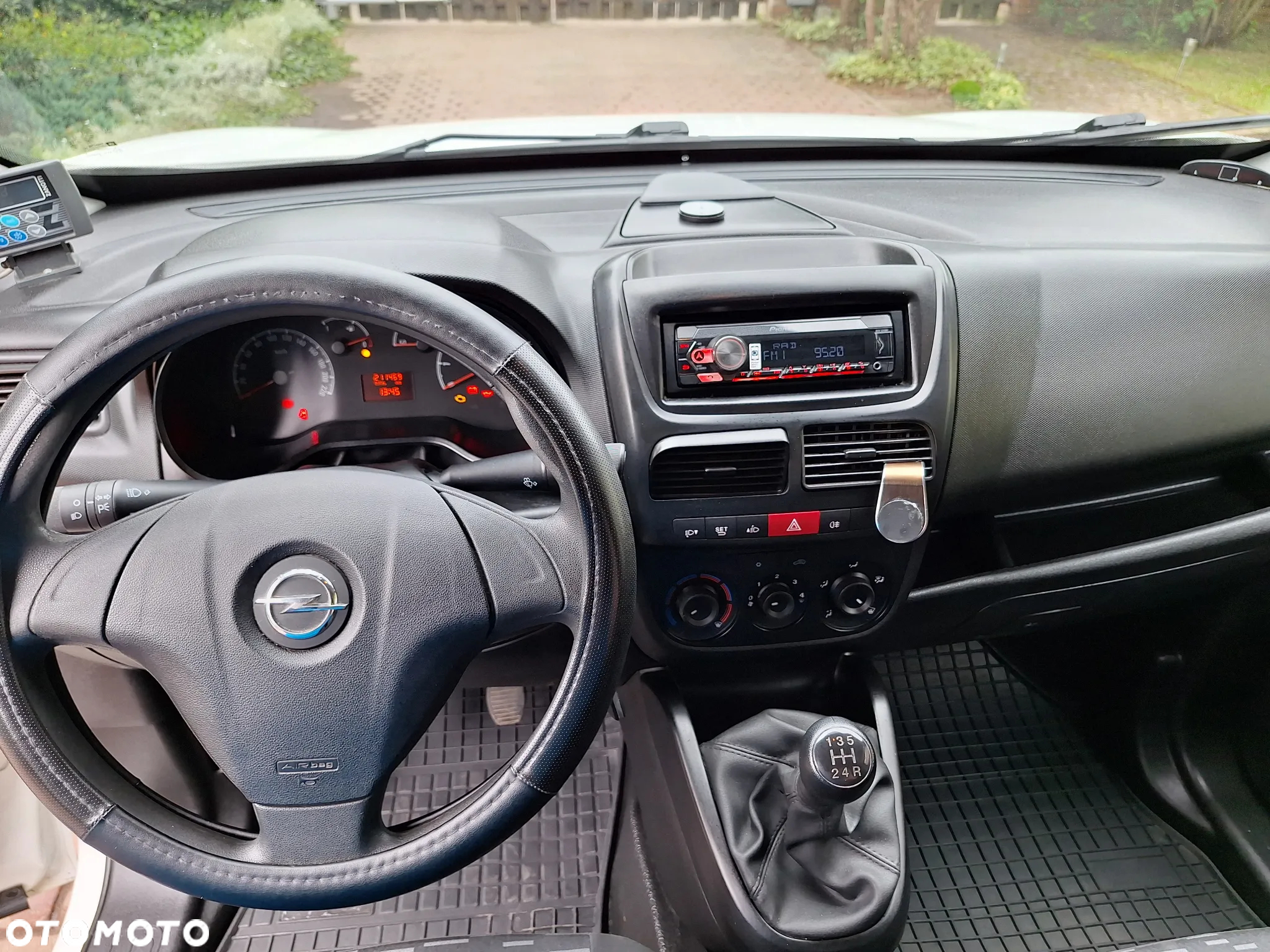 Opel COMBO-D- VAN - 15