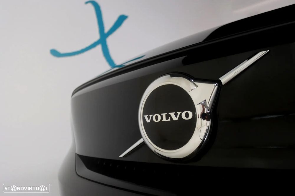 Volvo C40 Recharge Core - 11