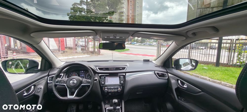 Nissan Qashqai 1.6 DIG-T Tekna+ - 17