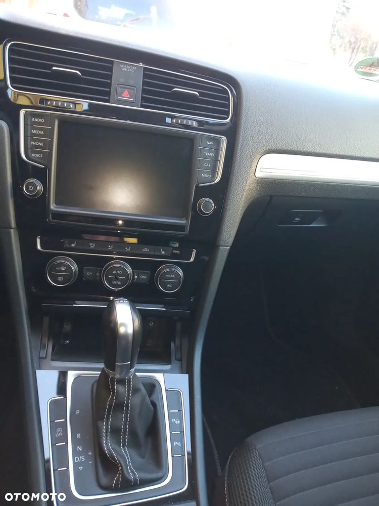 Volkswagen Golf Variant 2.0 TDI BlueMotion Technology DSG Cup - 28