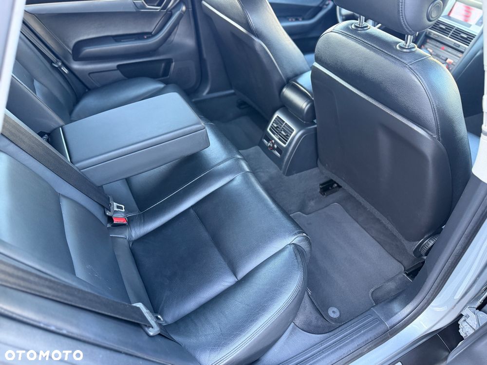 Audi A6 Avant 2.0 TFSI multitronic - 25