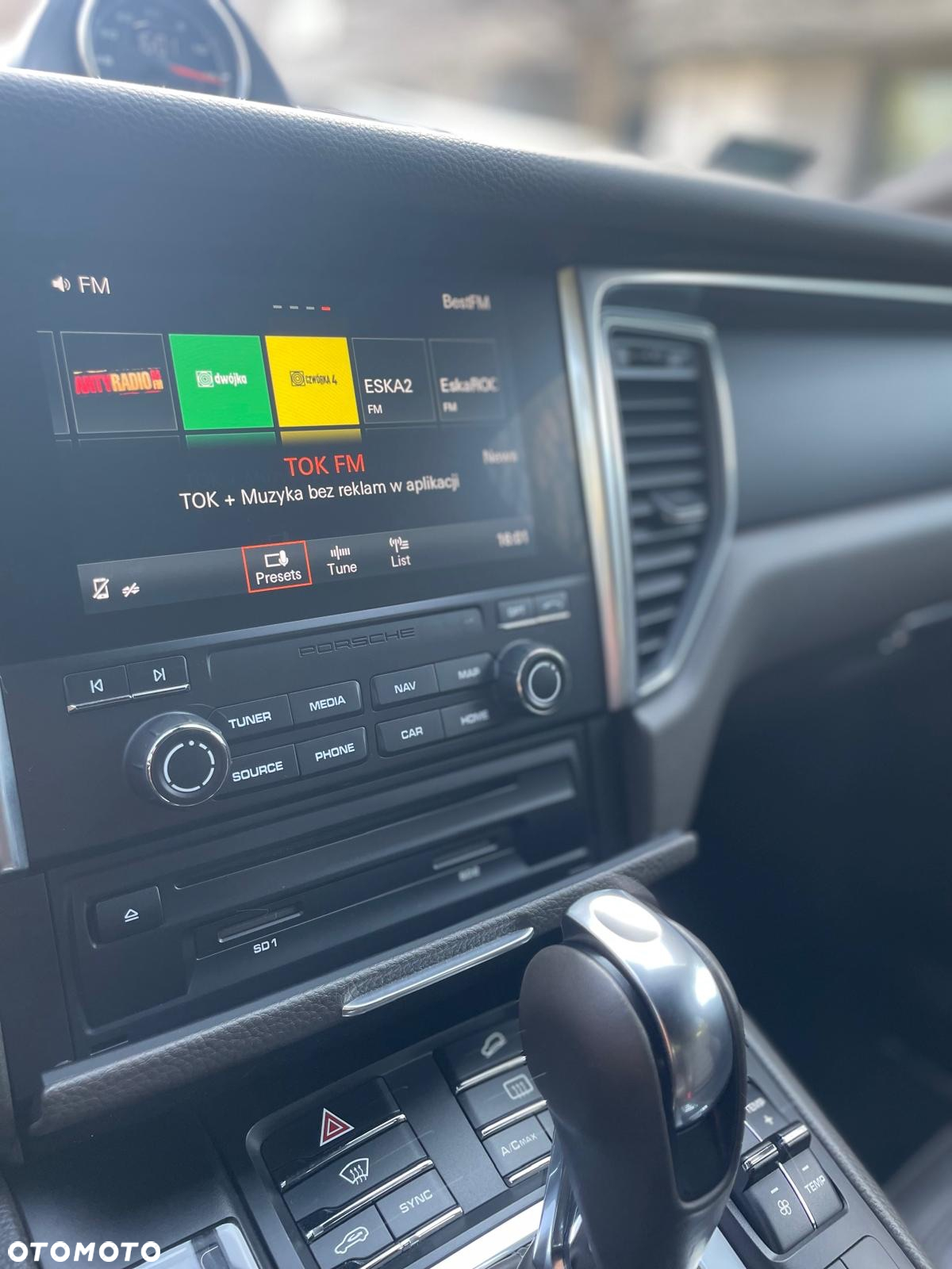 Porsche Macan Standard - 22