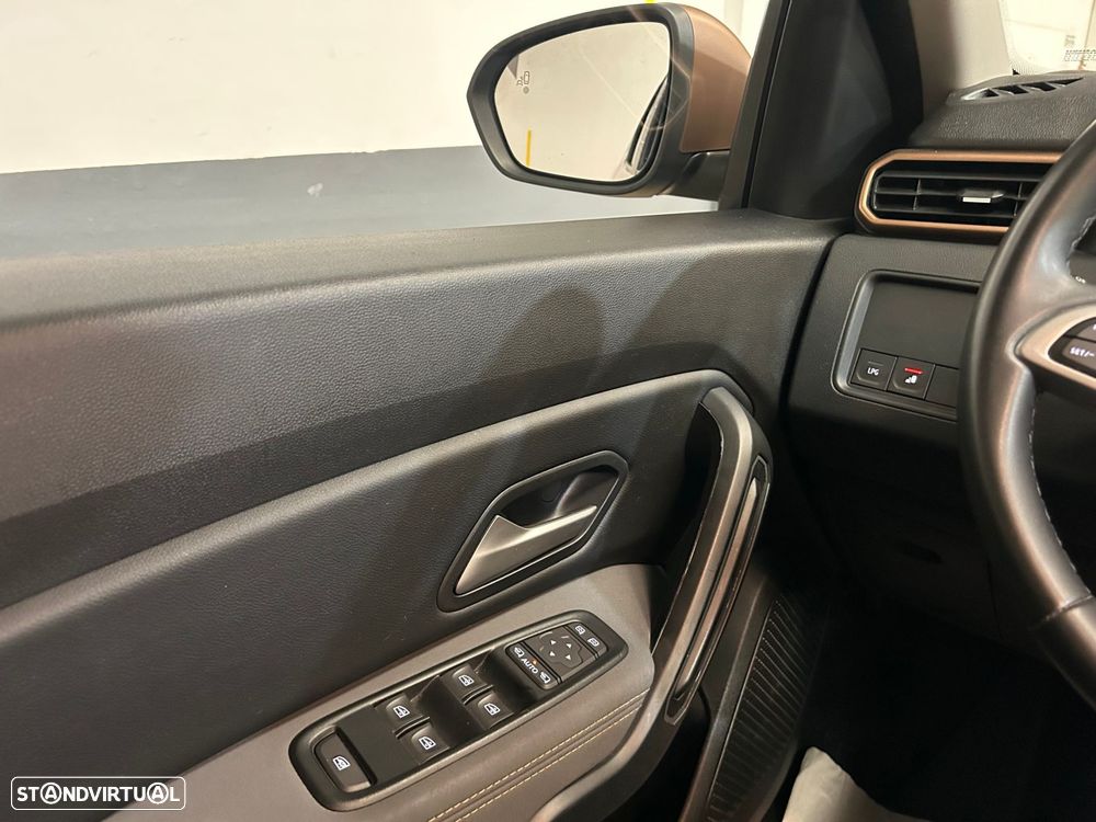 Dacia Duster 1.0 TCe ECO-G Extreme Bi-Fuel - 37