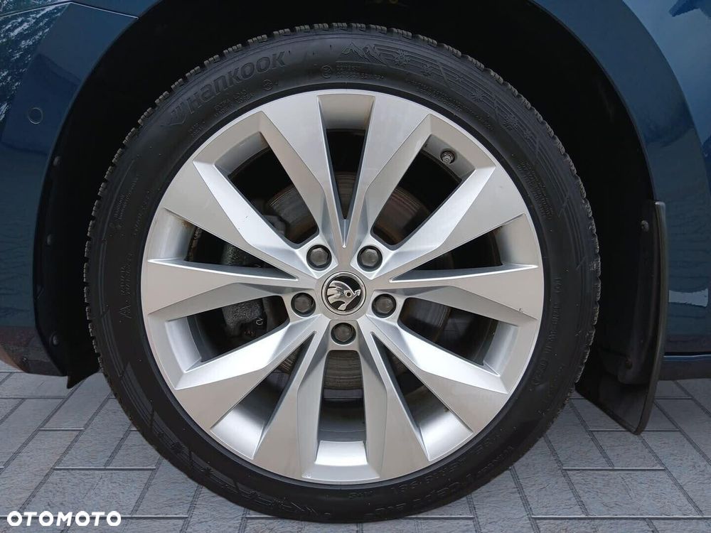 Skoda Superb 1.4 TSI Plug-In Hybrid L&K DSG - 19