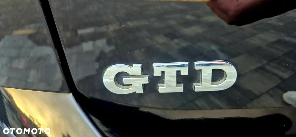 Volkswagen Golf - 29