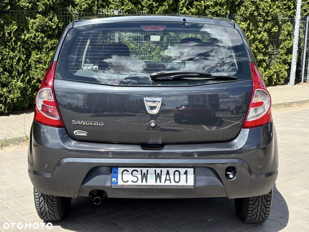 Dacia Sandero 1.2 16V 75 Essentiel - 2