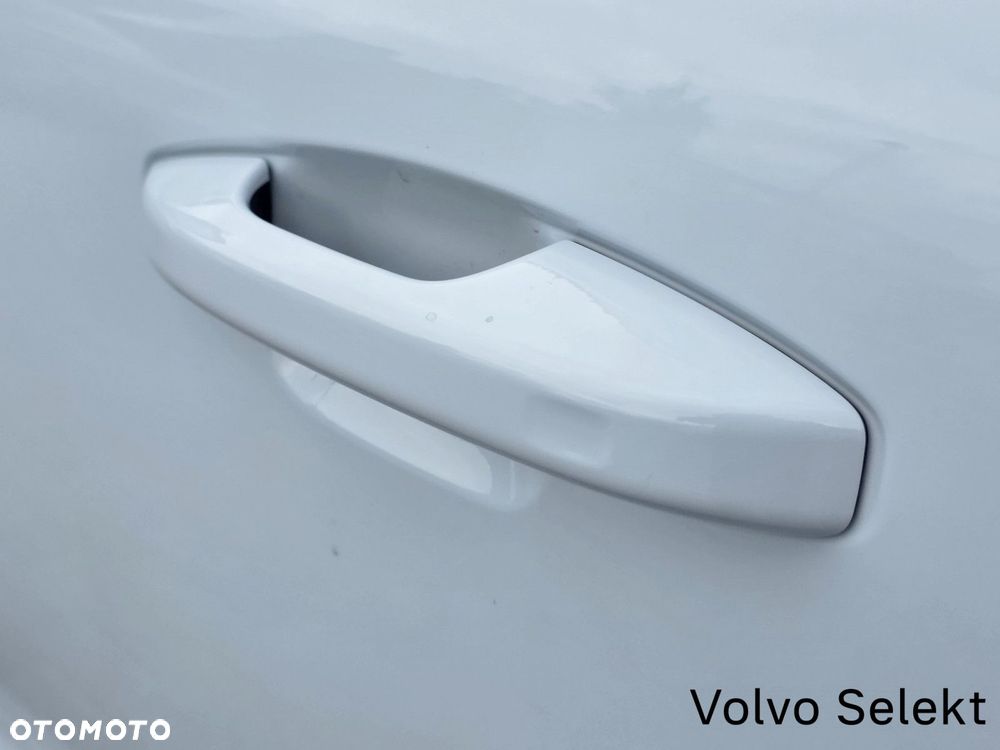 Volvo XC 40 - 32