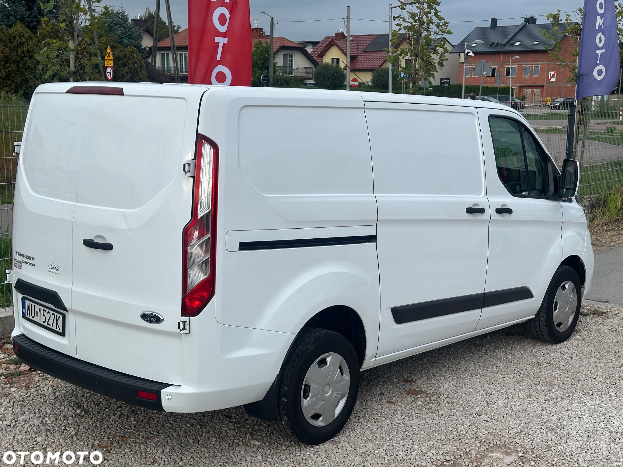 Ford Tranzit Custom - 11