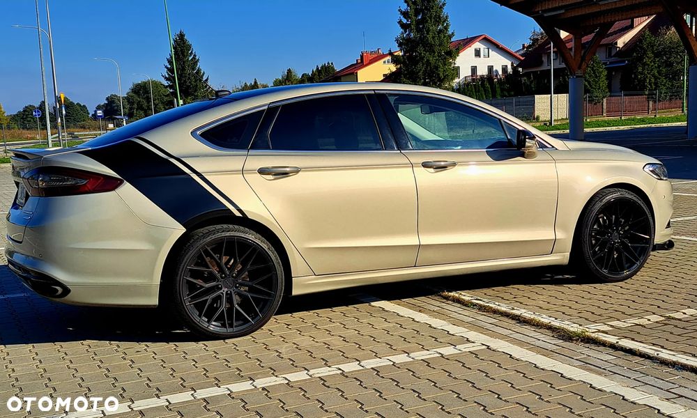 Ford Fusion 2.0 EcoBoost Titanium - 4