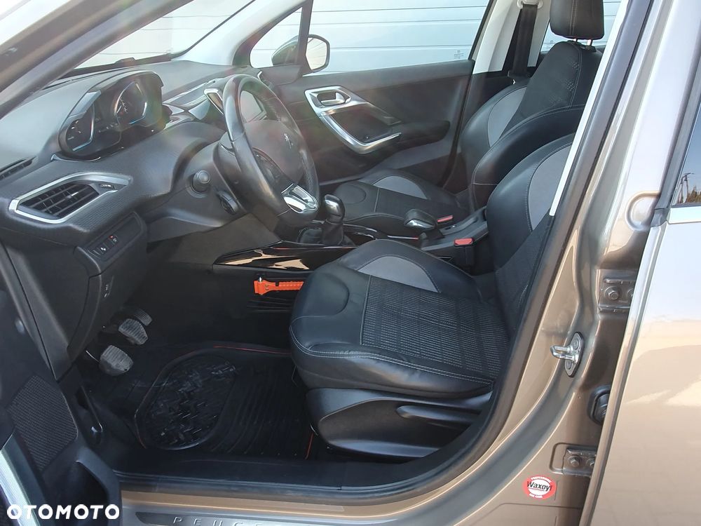 Peugeot 2008 - 24