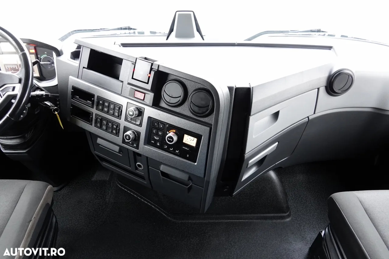 Renault T 520 / 13L / HIDRAULICĂ / CABĂ ÎNALTĂ / KILOMETRAGE MICĂ / DUPĂ CONTRACTUL DE SERVICE - 31