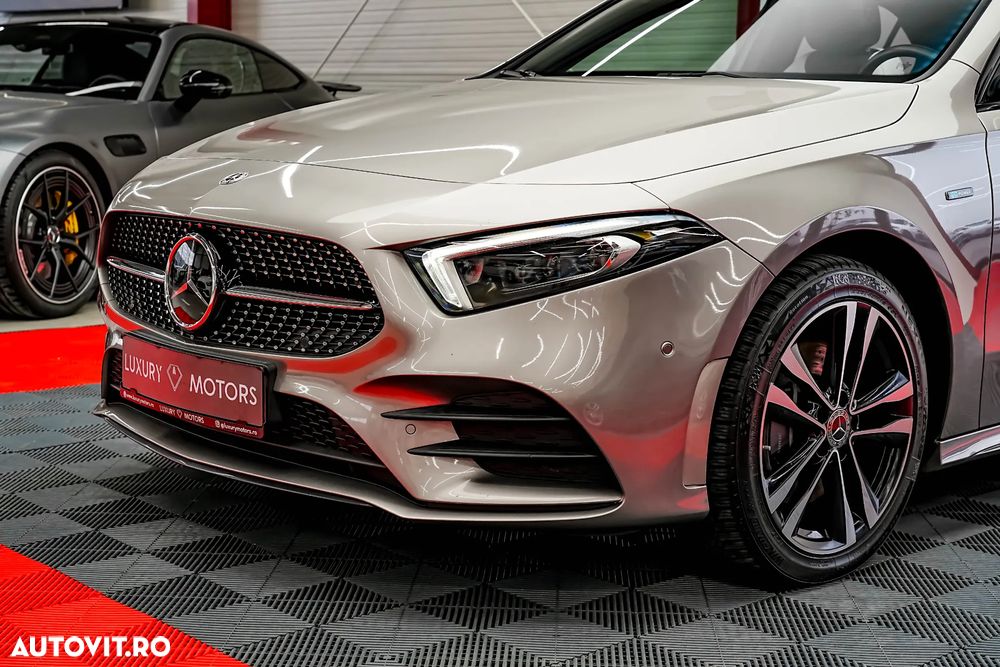 Mercedes-Benz A 250 e 8G-DCT Advanced AMG Line - 17