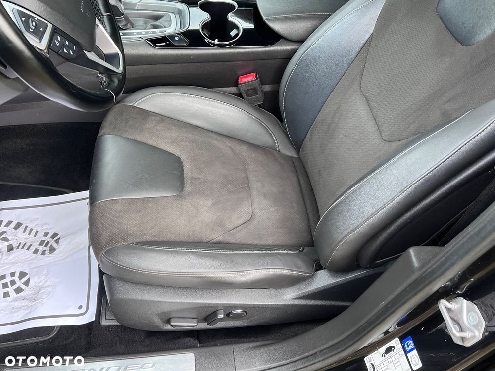 Ford Mondeo 2.0 TDCi Titanium PowerShift - 25