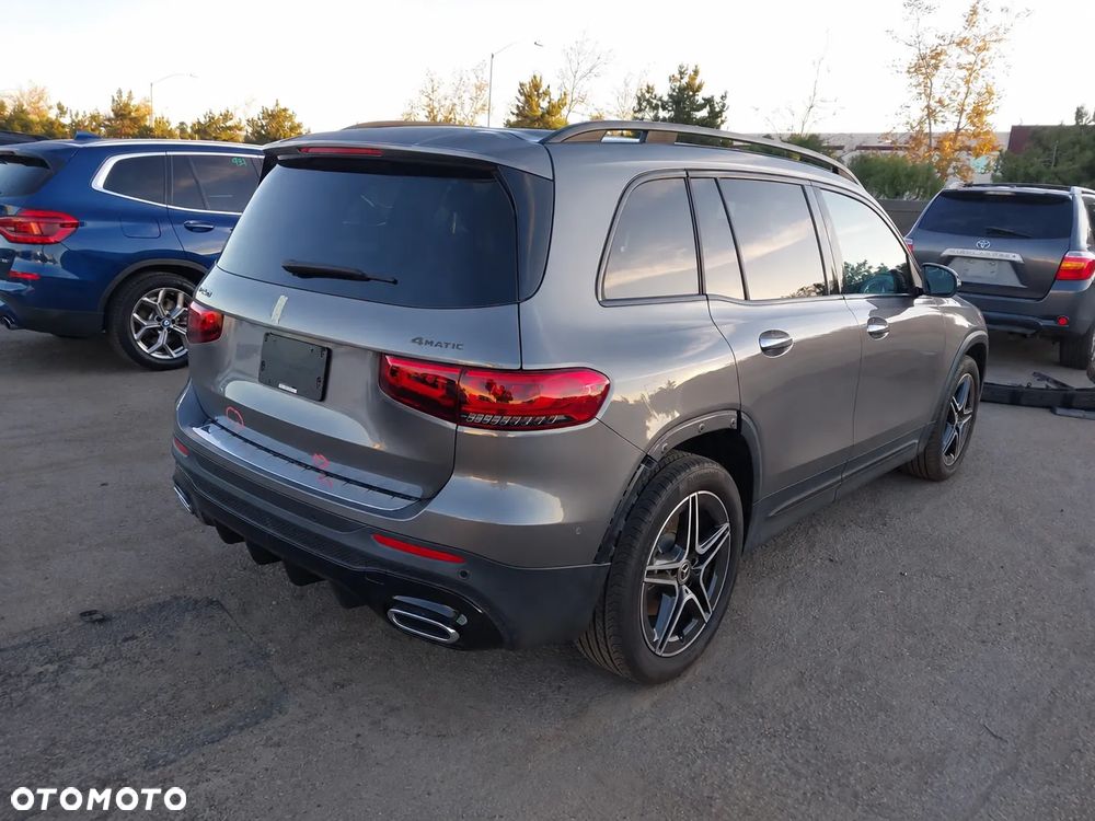 Mercedes-Benz GLB 250 4Matic 8G-DCT AMG Line - 6