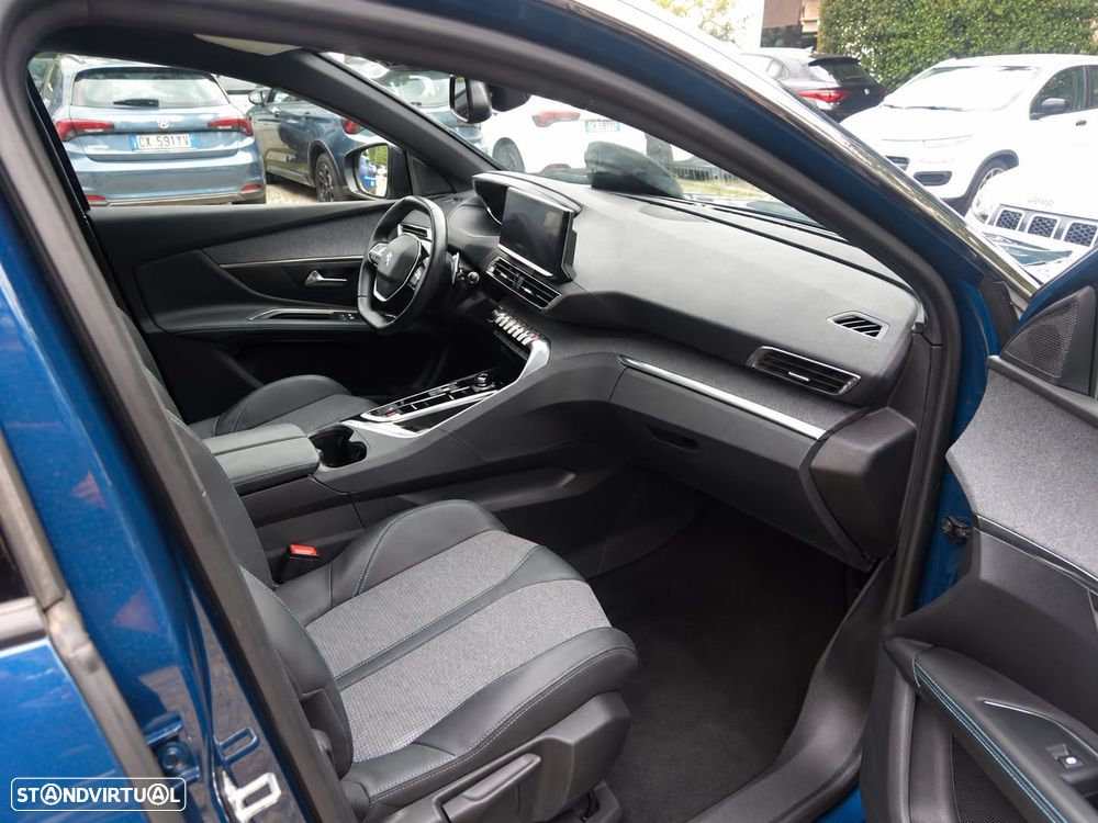 Peugeot 5008 BlueHDI 130 EAT8 Allure - 6