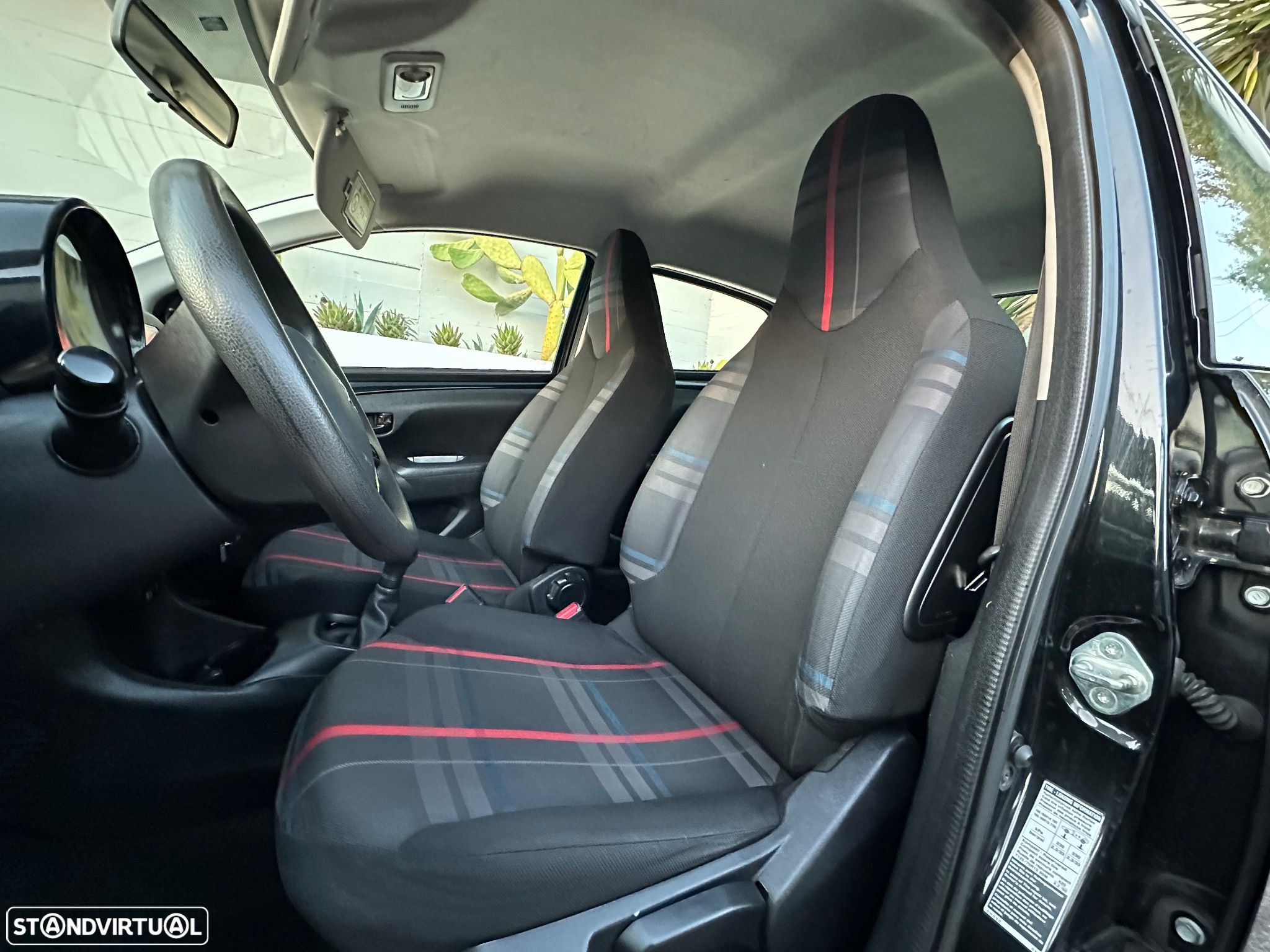 Peugeot 108 1.0 VTi Allure - 4