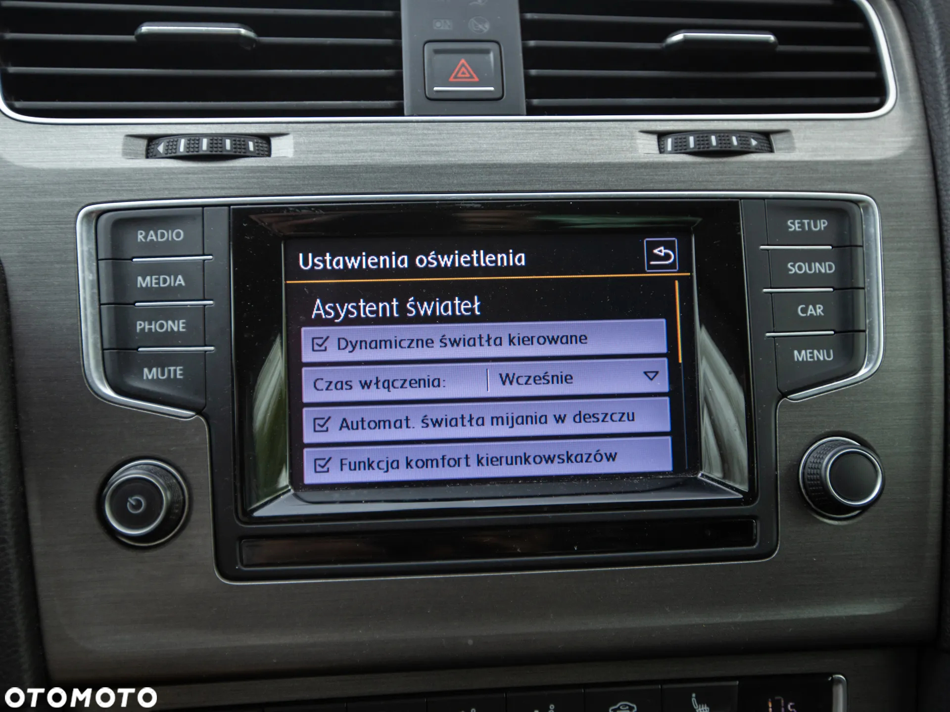Volkswagen Golf 1.4 TSI ACT BlueMotion Technology Comfortline - 28
