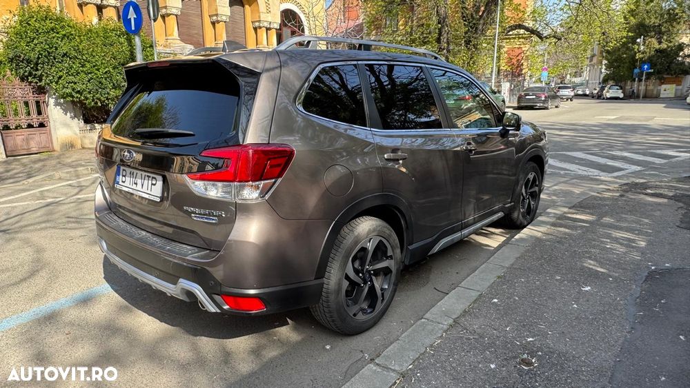 Subaru Forester 2.0 e-Boxer MHEV LinearTronic Premium - 9