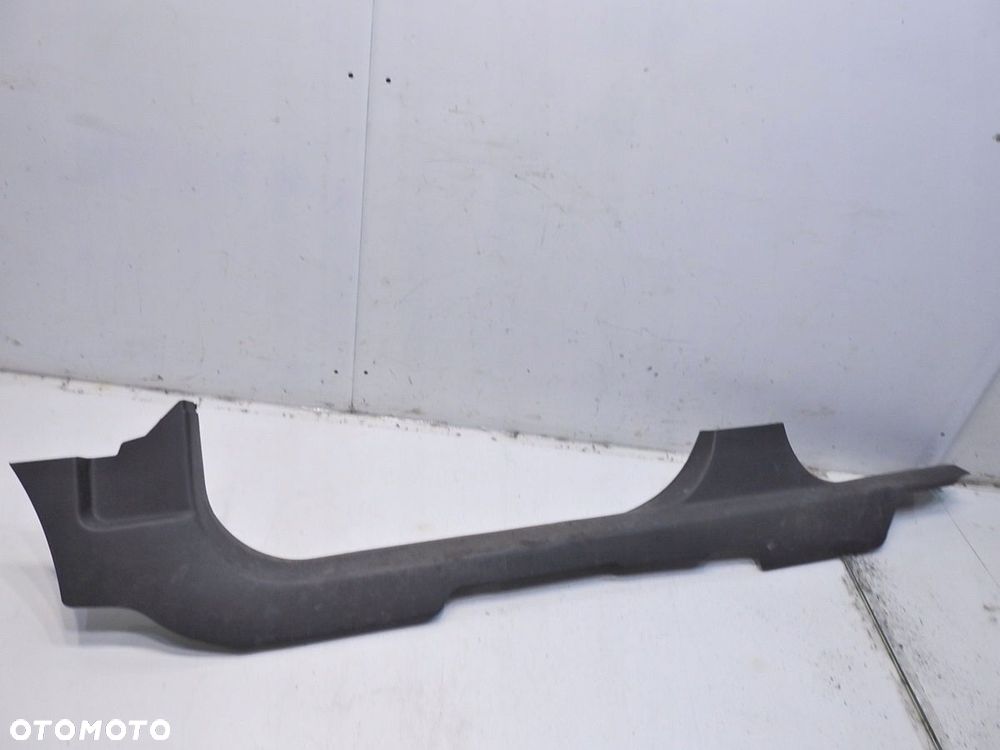 LISTWA OSŁONA PROGU PRAWY PRZÓD OPEL ASTRA III H - 10