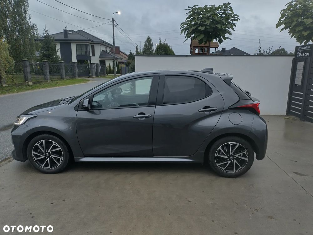 Toyota Yaris Hybrid 1.5 Style - 6