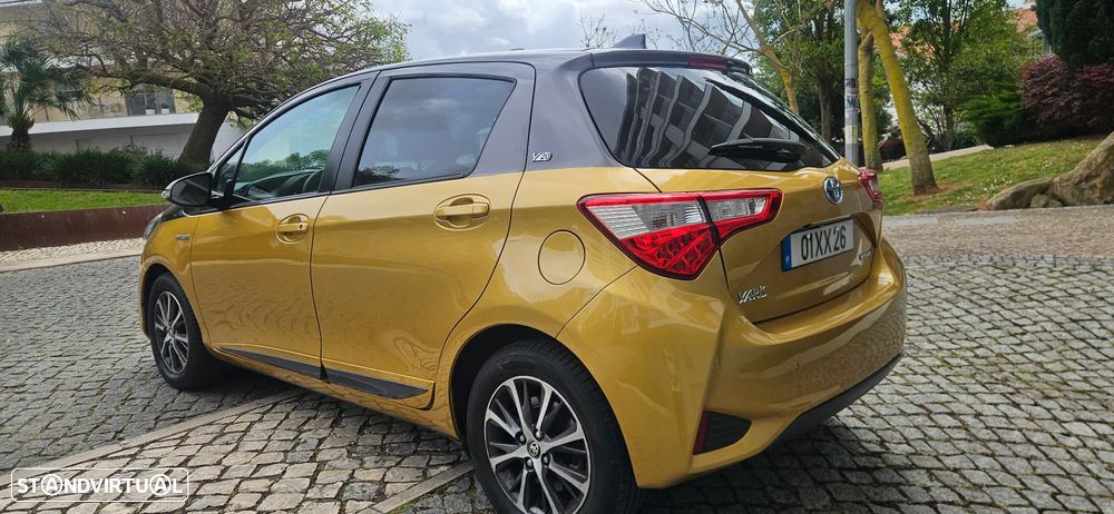 Toyota Yaris 1.5 HSD Comfort - 13