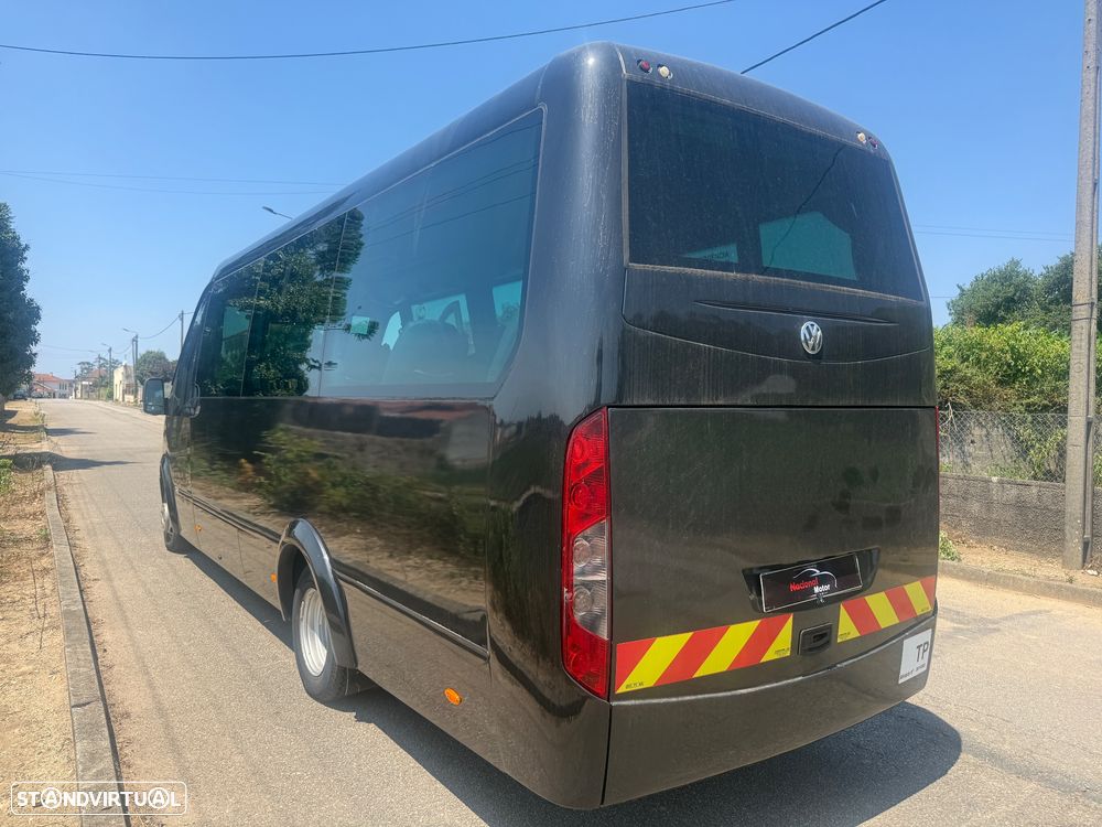 Volkswagen CRAFTER 2.5 TDI MINI BUS 16 Lugares - 29