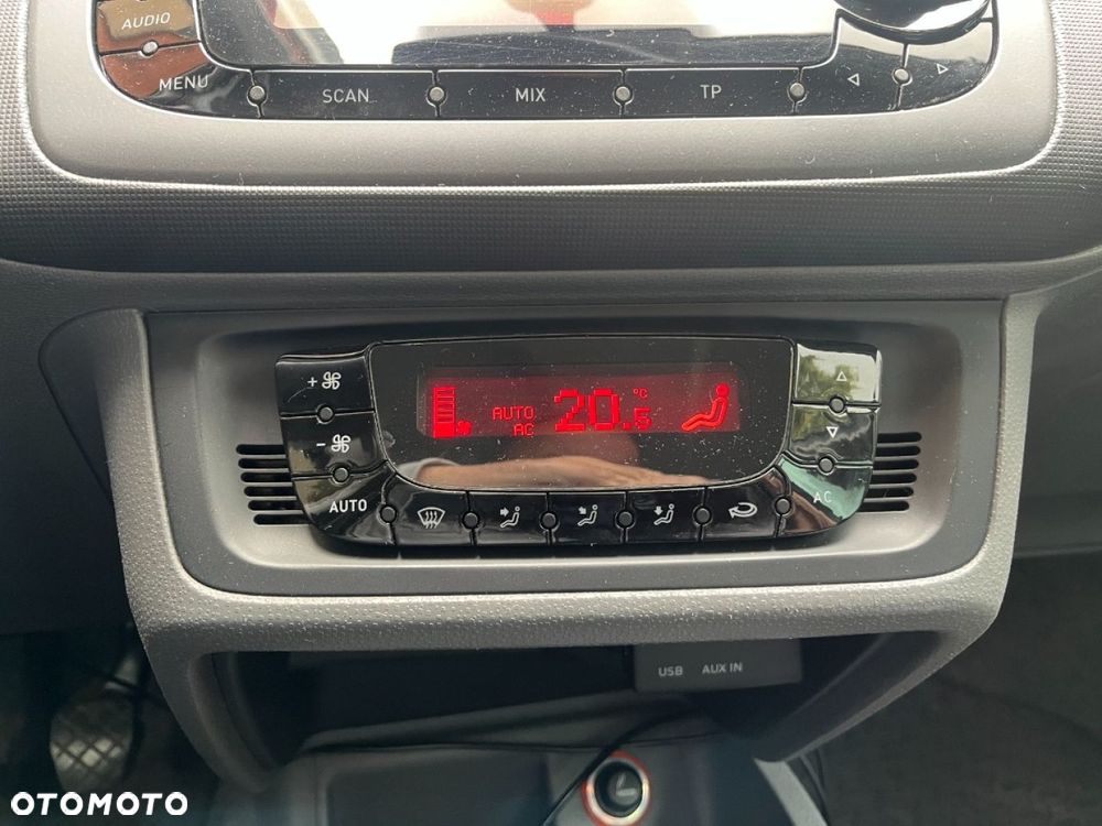 Seat Ibiza 1.4 16V Style - 11