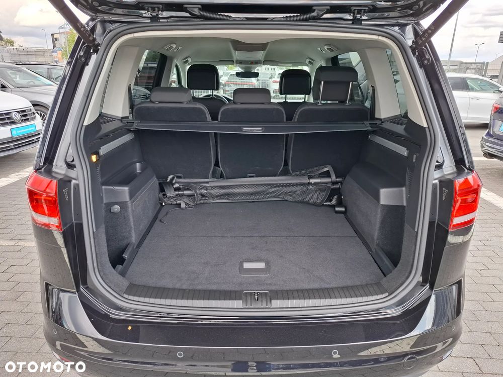 Volkswagen Touran 2.0 TDI SCR DSG Comfortline - 14