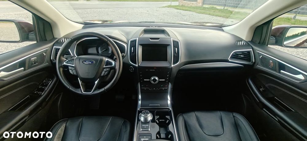 Ford Edge - 10