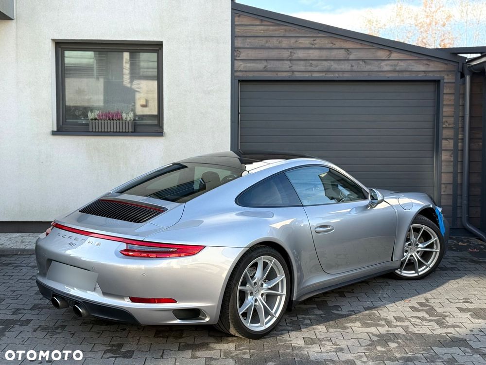 Porsche 911 Coupe [991] 15-19 - 9