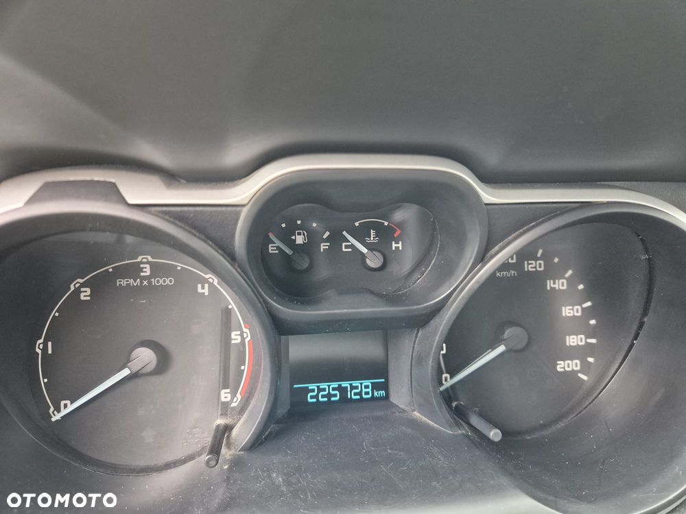 Ford Ranger 2.2 TDCi 4x4 DC XLT - 7