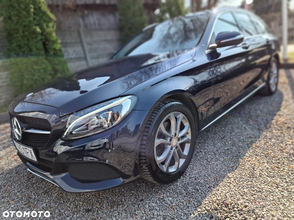 Mercedes-Benz Klasa C 180 (BlueEFFICIENCY) Avantgarde - 3