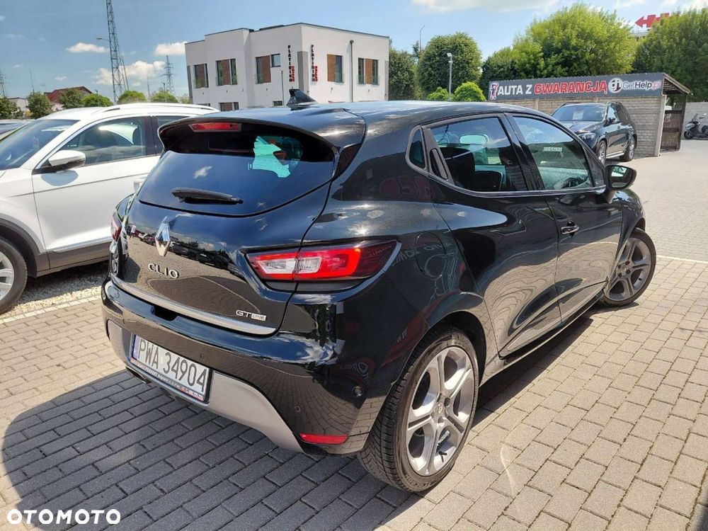 Renault Clio - 8