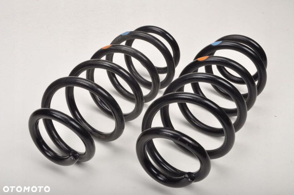 MAZDA CX-30 2.0 HYBRID SPRĘŻYNY TYŁ KOMPLET 21R - 2