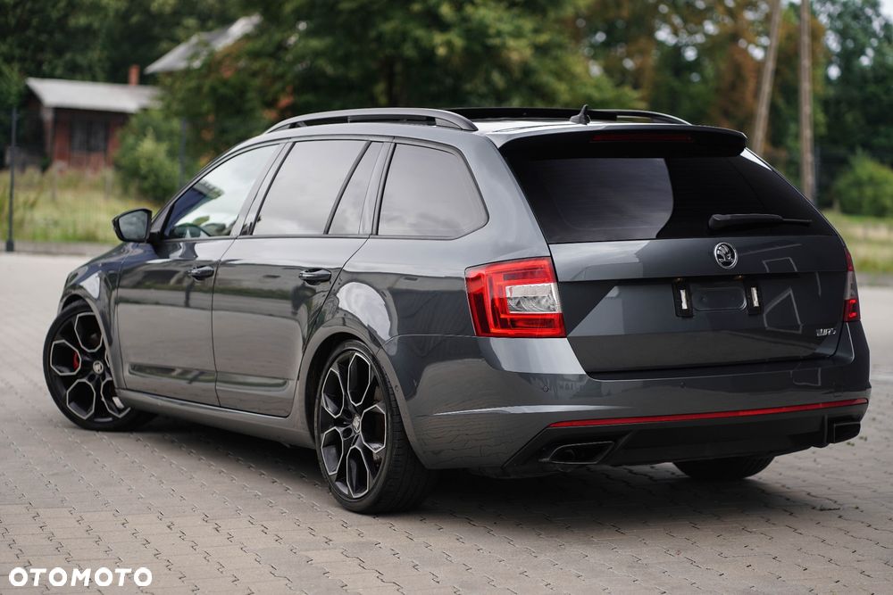 Skoda Octavia 2.0 TDI RS - 9
