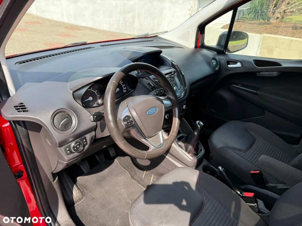 Ford Tourneo Courier - 8
