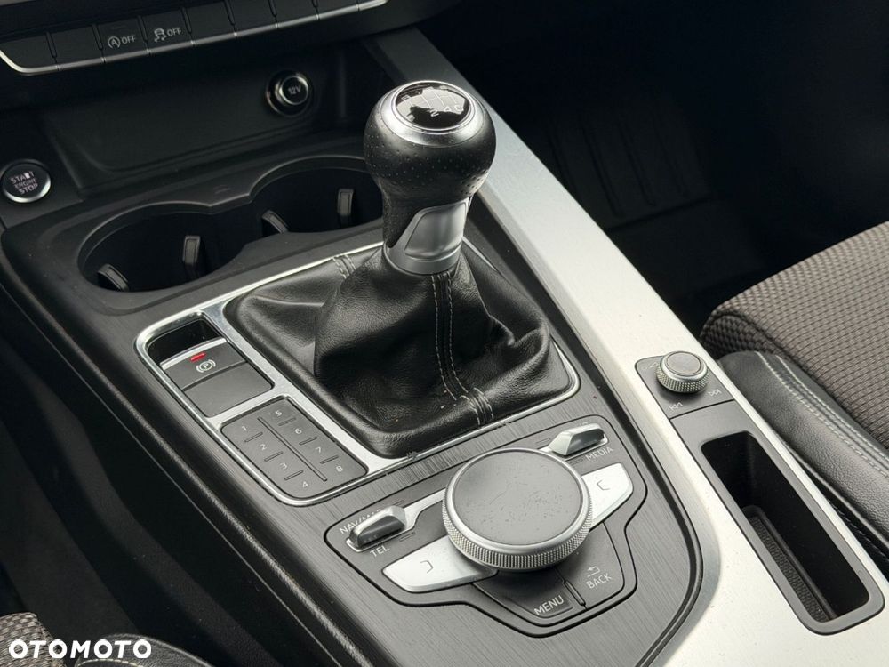 Audi A4 Avant - 28