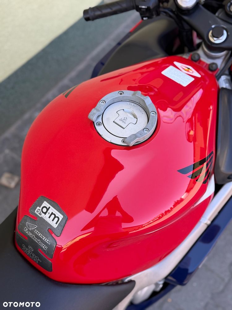 Honda CBR - 17