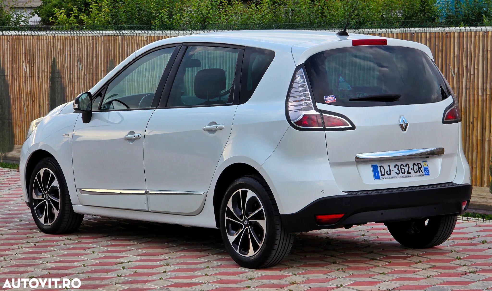 Renault Scenic ENERGY dCi 130 BOSE EDITION - 7