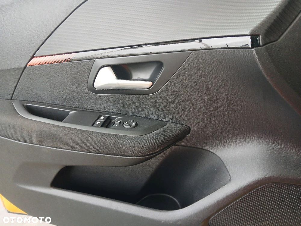 Peugeot 208 PureTech 75 Active Pack - 11