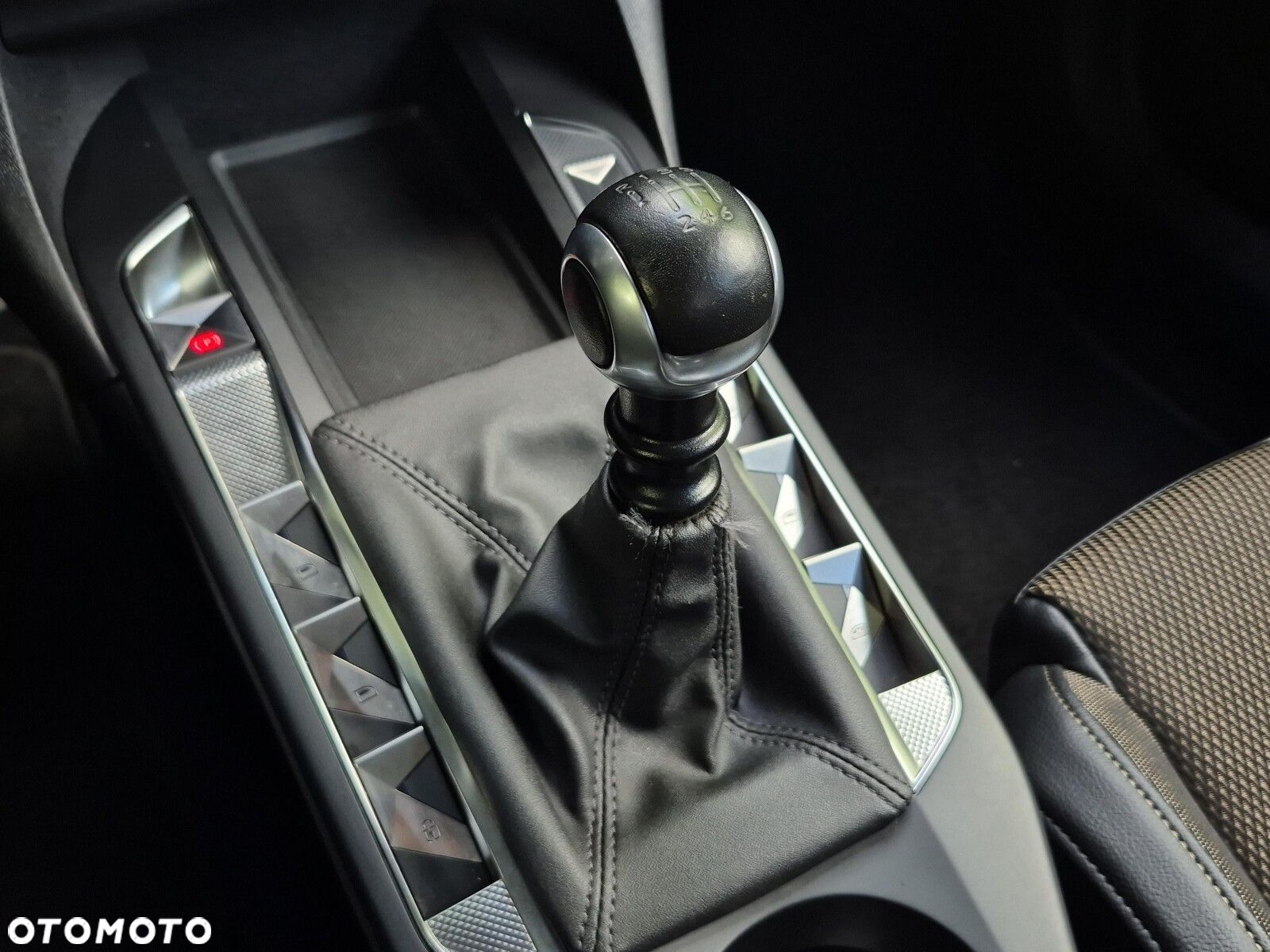 DS Automobiles DS 3 Crossback - 20