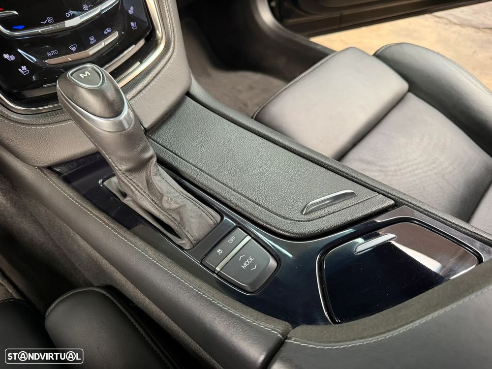 Cadillac CTS 2.0 Turbo AT Premium - 39