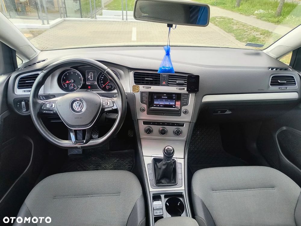 Volkswagen Golf 1.4 TSI BMT Comfortline - 23