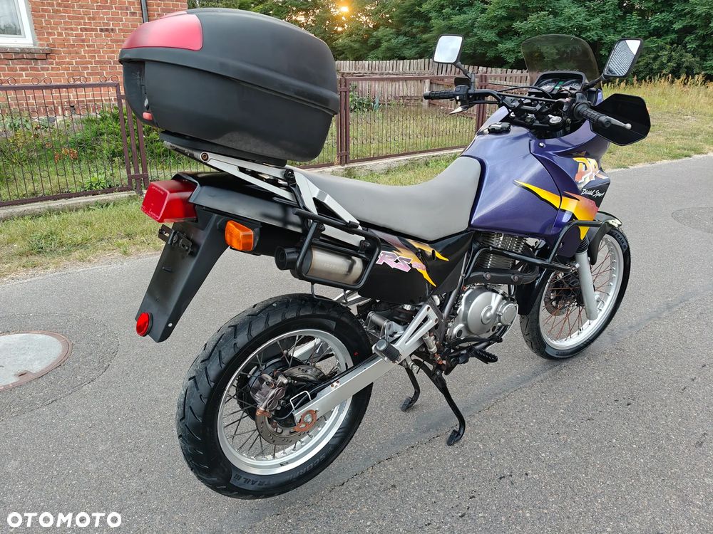 Suzuki DR - 4