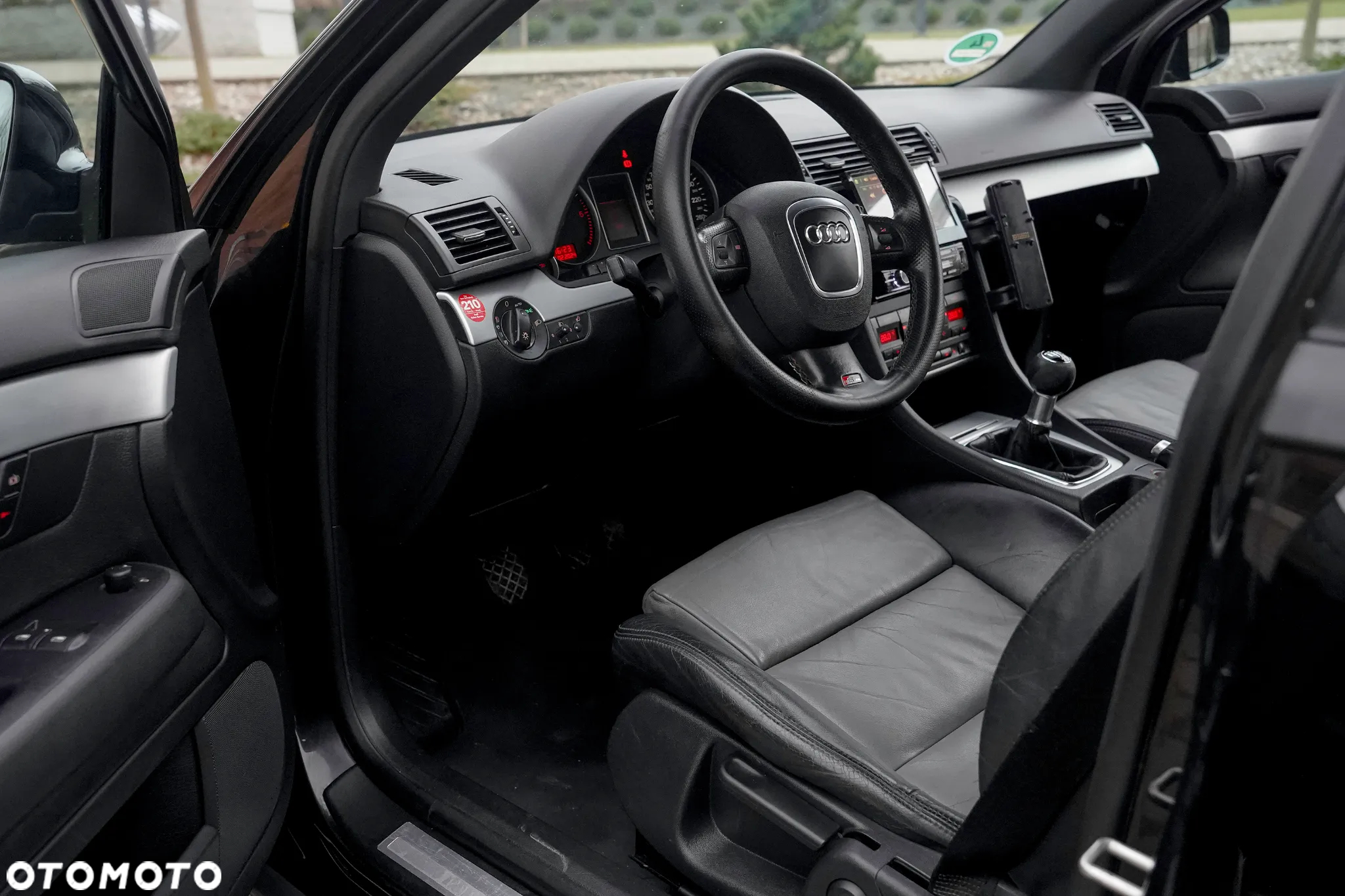 Audi A4 Avant 2.0 TDI - 32