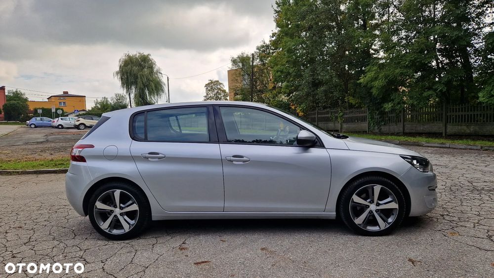 Peugeot 308 1.6 e-HDi Allure S&S - 3